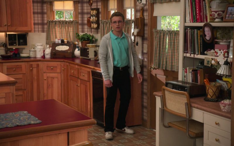 Nike Men's Shoes of Sean Giambrone in The Goldbergs S08E16 “Couple Off” (2021) (Image 1)