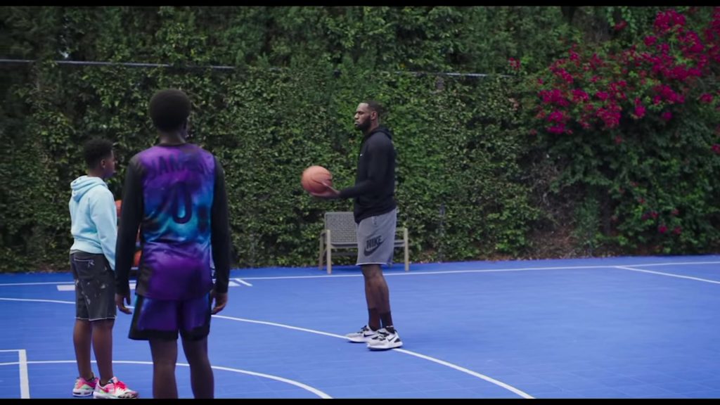 Nike Men's Shorts and Sneakers Worn by LeBron James in Space Jam 2 - A New Legacy (2021) (Image 1)