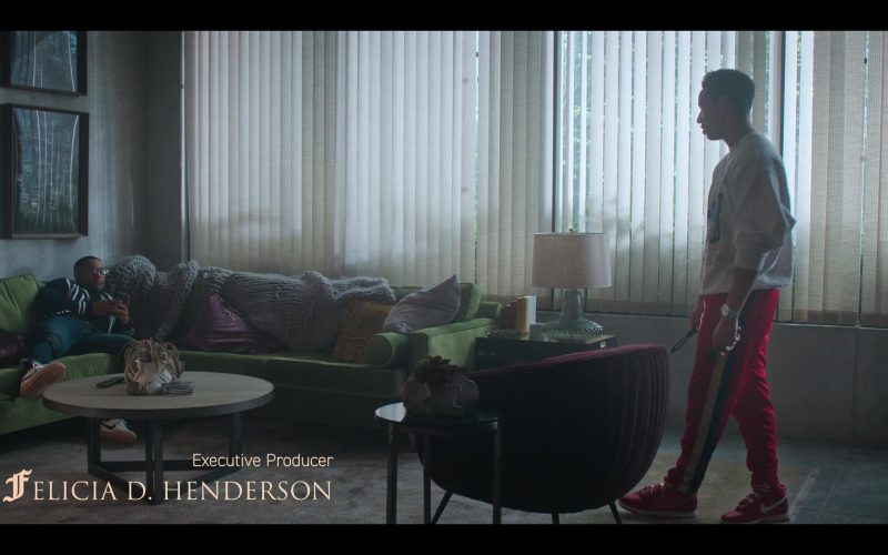 Nike Men's Sneakers Worn by Actors in First Kill S01E06 “First Severing” (2022) (Image 1)