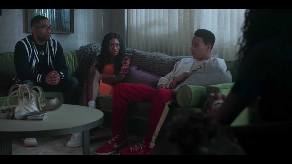 Nike Men's Sneakers Worn by Actors in First Kill S01E06 “First Severing” (2022) (Image 3)