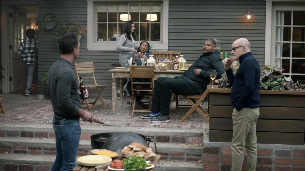 Nike Men's Sneakers Worn by Cast Member Omar Miller as Ben in The Unicorn S02E13 “Put Your Mask on First” (2021) (Image 1)