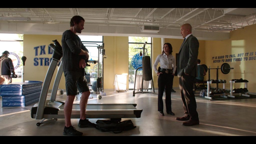Nike Men's Sneakers Worn by Jared Padalecki as Cordell in Walker S03E05 “Mum's the Word” (2022) (Image 1)