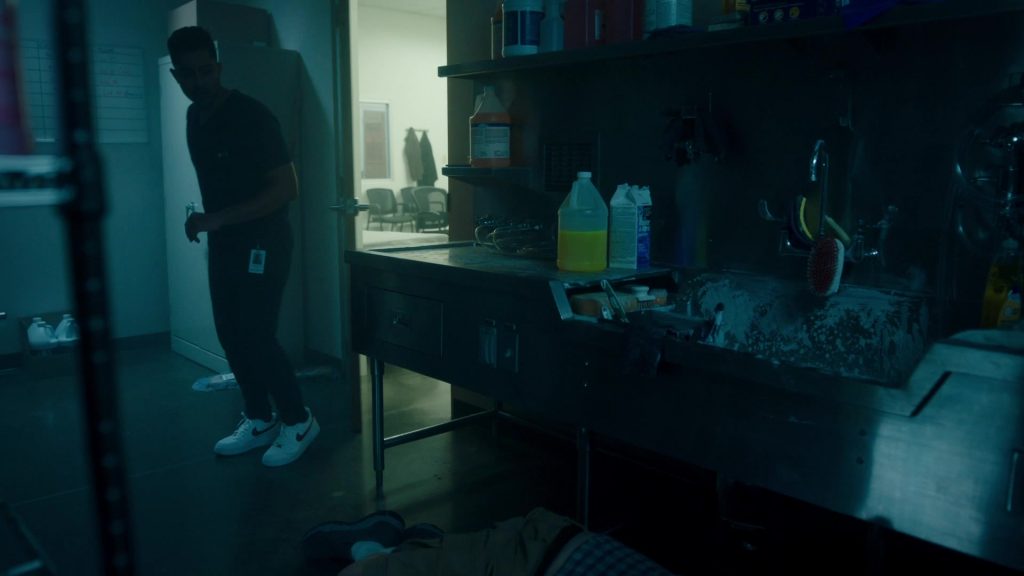 Nike Men's Sneakers Worn by Manish Dayal as Devon Pravesh in The Resident S05E01 “Da Da” (2021) (Image 1)