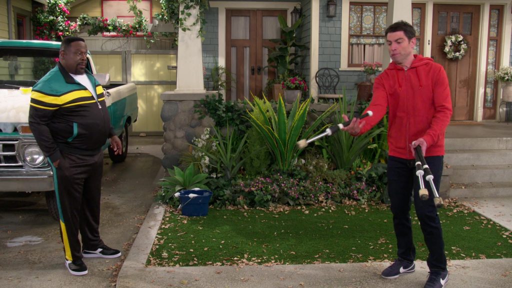 Nike Men's Sneakers Worn by Max Greenfield as Dave Johnson in The Neighborhood S03E10 “Welcome to the Procedure” (2021) (Image 2)