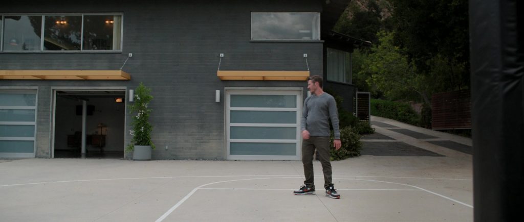 Nike Men's Sneakers in Criminal Minds - Evolution S01E03 “Moose” (2022) (Image 1)