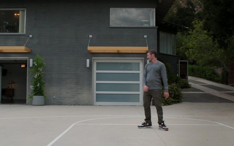 Nike Men's Sneakers in Criminal Minds - Evolution S01E03 “Moose” (2022) (Image 1)