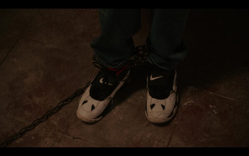 Nike Men's Sneakers in Narcos - Mexico S03E07 “La Voz” (2021) (Image 1)