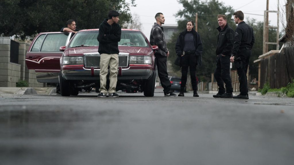 Nike Men's Sneakers in SWAT – Season 2, Episode 18, Cash Flow (2019) (Image 1)