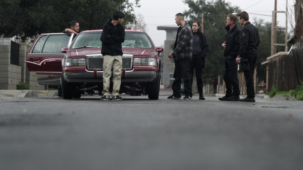 Nike Men's Sneakers in SWAT – Season 2, Episode 18, Cash Flow (2019) (Image 2)