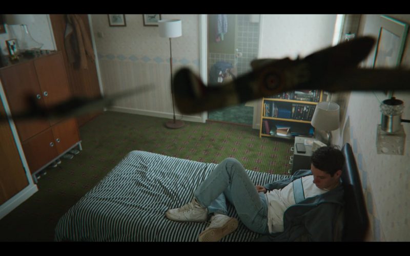 Nike Men's Sneakers of Connor Swindells as Adam Groff in Sex Education S03E01 (2021) (Image 1)