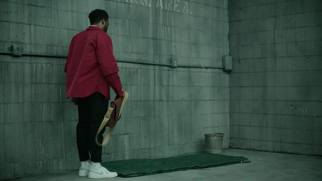 Nike Men's Sneakers of Donald Glover as Earnest ‘Earn' Marks in Atlanta S04E03 “Born 2 Die” (2022) (Image 1)