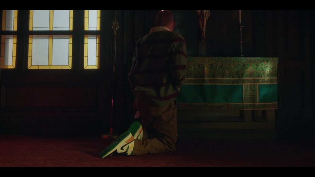 Nike Men's Sneakers of Evan Mock as Akeno ‘Aki' Menzies in Gossip Girl S01E07 “Once Upon a Time in the Upper West” (2021) (Image 1)