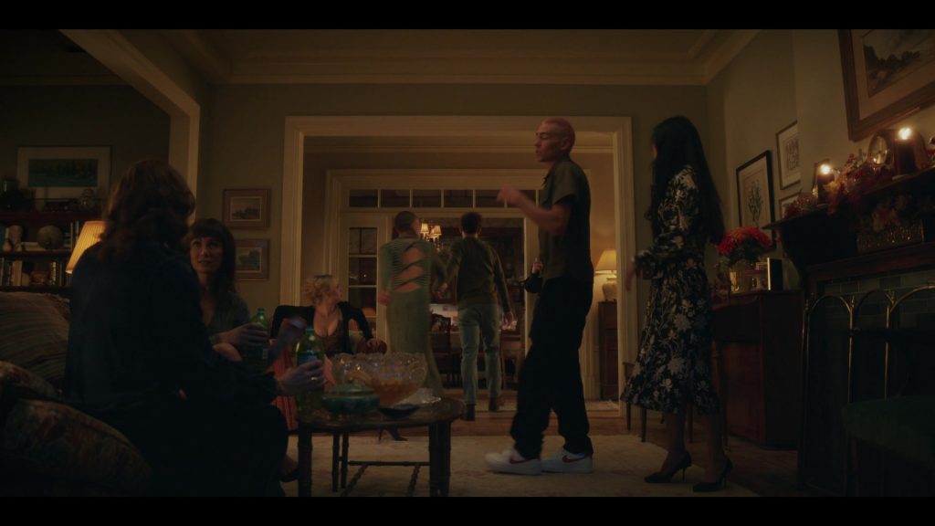 Nike Men's Sneakers of Evan Mock as Akeno ‘Aki' Menzies in Gossip Girl S01E07 “Once Upon a Time in the Upper West” (2021) (Image 2)