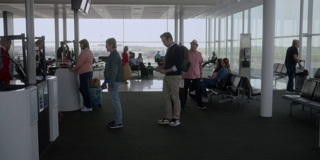 Nike Men's Sneakers of Jason Sudeikis in Ted Lasso S03E12 “So Long, Farewell” (2023) (Image 2)