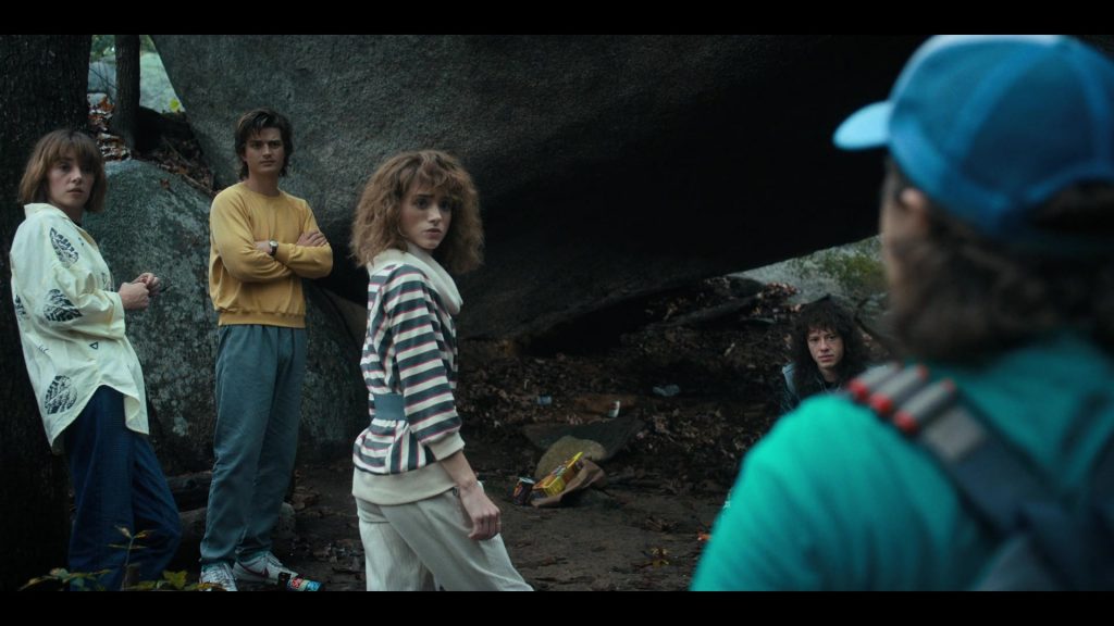 Nike Men's Sneakers of Joe Keery as Steve Harrington in Stranger Things S04E06 “Chapter Six - The Dive” (2022) (Image 2)