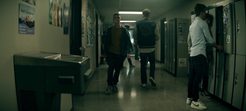 Nike Men's Sneakers of Jordan Elsass as Jonathan Kent in Superman & Lois S01E06 “Broken Trust” (2021) (Image 1)