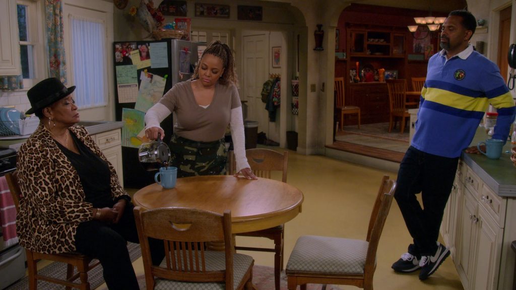 Nike Men's Sneakers of Mike Epps as Bernard “Bennie” Upshaw Sr. in The Upshaws S04E05 “Really, Mama” (2023) (Image 1)