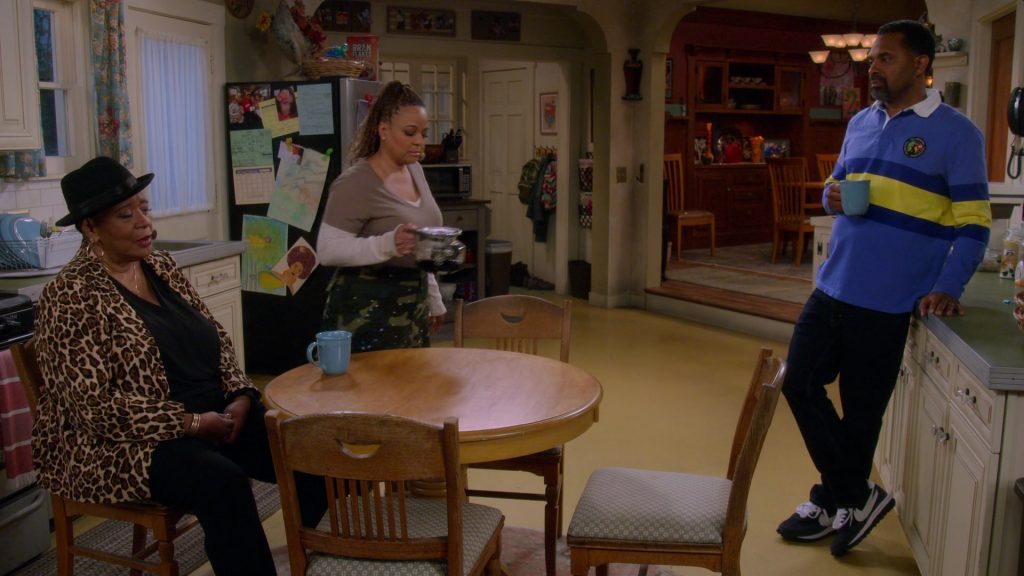 Nike Men's Sneakers of Mike Epps as Bernard “Bennie” Upshaw Sr. in The Upshaws S04E05 “Really, Mama” (2023) (Image 6)