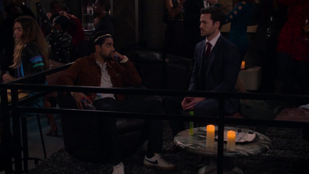 Nike Men's Sneakers of Suraj Sharma as Sid in How I Met Your Father S01E02 “FOMO” (2022) (Image 3)