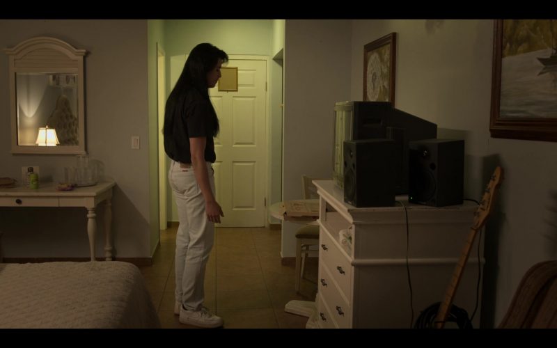 Nike Men's White Sneakers in Selena - The Series S01E09 “Qué Creías” (2020) (Image 1)