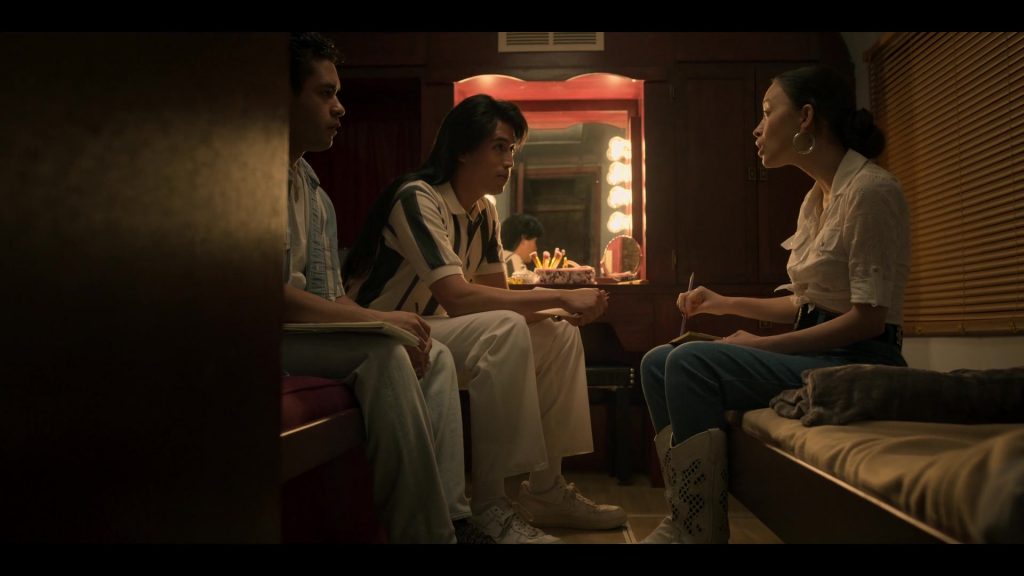 Nike Men's White Sneakers in Selena - The Series S01E09 “Qué Creías” (2020) (Image 2)