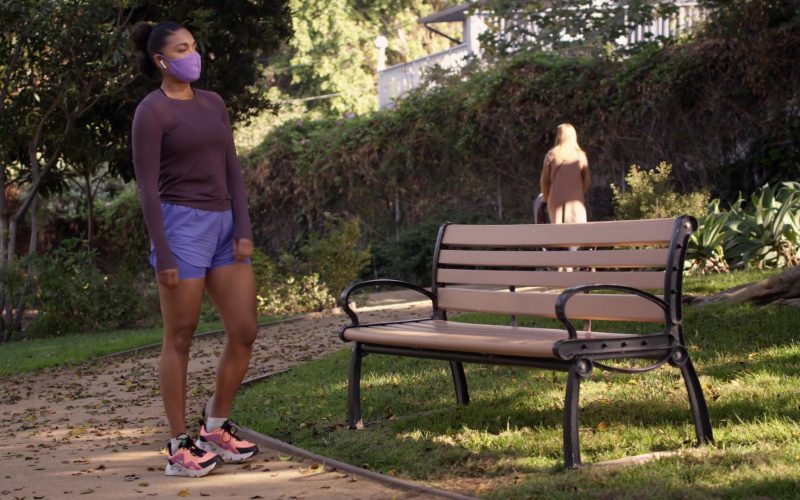 Nike RYZ 365 Women's Shoe Worn by Cast Member in Station 19 S04E07 “Learning to Fly” (2021) (Image 1)