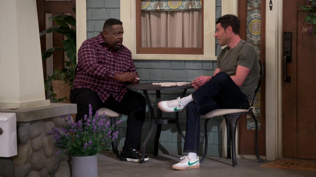 Nike SB Heritage Vulc Sneakers of Max Greenfield as Dave in The Neighborhood S03E16 “Welcome to the Test Run” (2021) (Image 1)
