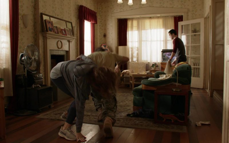 Nike Shoes For Women in Shameless - Season 9, Episode 6, “Face It, You're Gorgeous” (2018) (Image 1)