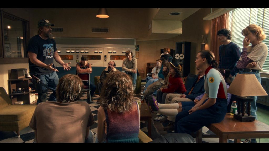 Nike Shoes, Hi-C, Minute Maid, Gatorade, Body Glove in Stranger Things S05E07 “Chapter Seven – The Bridge” (2025) (Image 2)