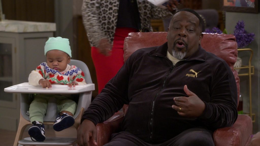 Nike Shoes, Puma Tracksuit in The Neighborhood S07E14 “Welcome to the Blowout” (2025) (Image 11)