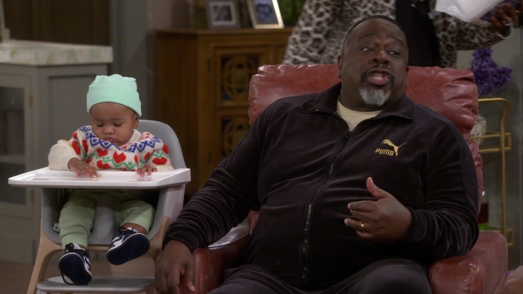 Nike Shoes, Puma Tracksuit in The Neighborhood S07E14 “Welcome to the Blowout” (2025) (Image 12)