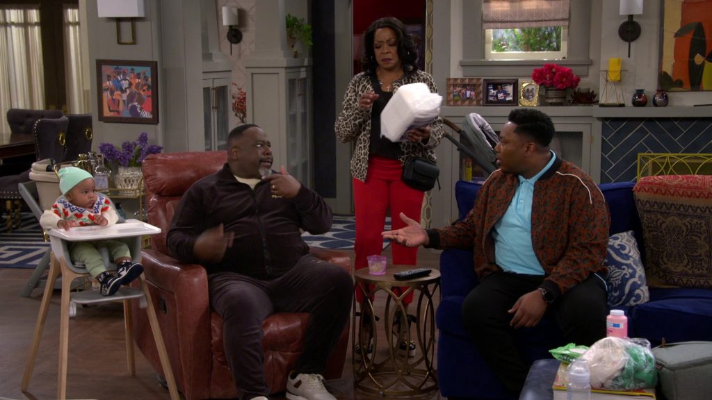 Nike Shoes, Puma Tracksuit in The Neighborhood S07E14 “Welcome to the Blowout” (2025) (Image 15)