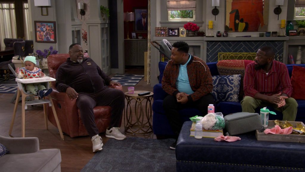 Nike Shoes, Puma Tracksuit in The Neighborhood S07E14 “Welcome to the Blowout” (2025) (Image 27)