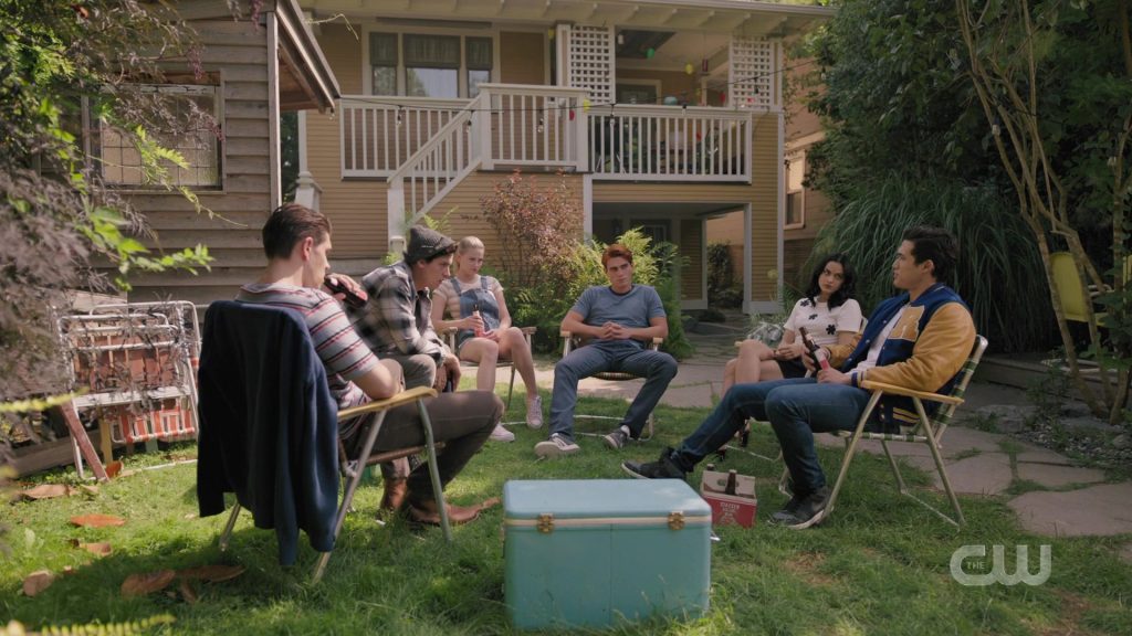 Nike Shoes Worn by Charles Melton as Reggie Mantle in Riverdale Season 4 Episode 1 Chapter Fifty-Eight - In Memoriam (2019) (Image 1)