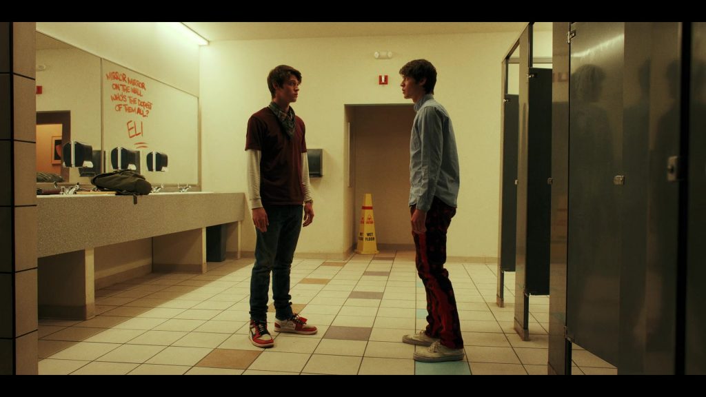 Nike Shoes Worn by Colin Ford as Josh Wheeler in Daybreak Season 1 Episode 2 “Schmuck Bait!” (2019) (Image 2)