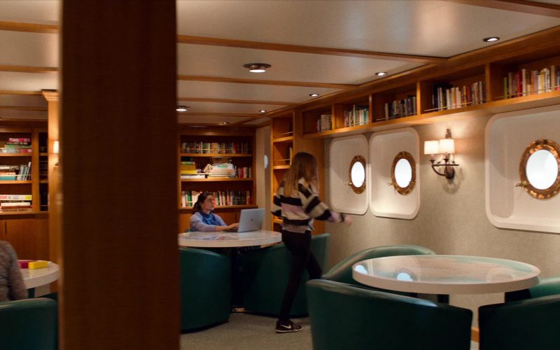 Nike Shoes Worn by Emma Nelson as Bee Branch in Where'd You Go, Bernadette (2019) (Image 1)