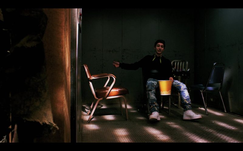 Nike Shoes Worn by Gregory Kasyan as Eli Cardashyan in Daybreak Season 1 Episode 9 “Josh vs. the Apocalypse - Part 2” (2019) (Image 1)