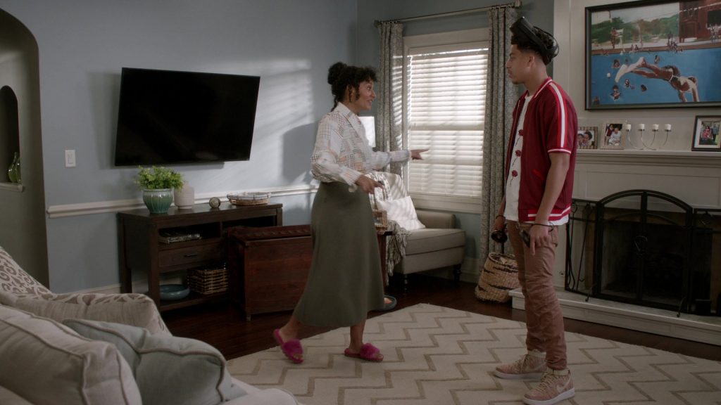 Nike Shoes Worn by Marcus Scribner in Black-ish Season 6 Episode 8 “O Mother Where Art Thou” (2019) (Image 1)