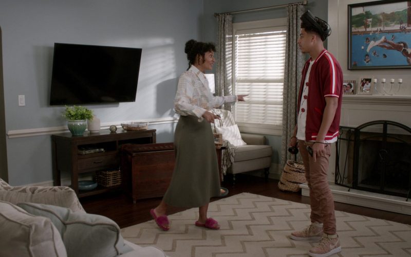 Nike Shoes Worn by Marcus Scribner in Black-ish Season 6 Episode 8 “O Mother Where Art Thou” (2019) (Image 1)