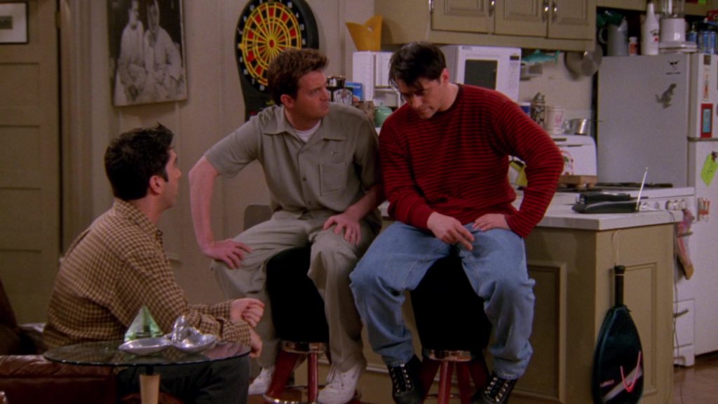 Nike Shoes Worn by Matthew Perry (Chandler Bing) and HEAD Squash Racket in Friends Season 4 Episode 23 “The One With Ross’ Wedding” (1998) (Image 3)
