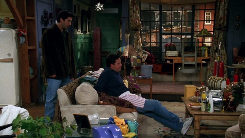 Nike Shoes Worn by Matthew Perry (Chandler Bing) in Friends Season 6 Episode 7 “The One Where Phoebe Runs” (1999) (Image 5)