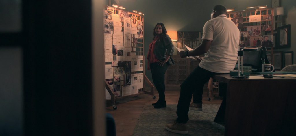 Nike Shoes Worn by Mekhi Phifer as Markus Knox in Truth Be Told Season 1 Episode 8 (2020) (Image 1)