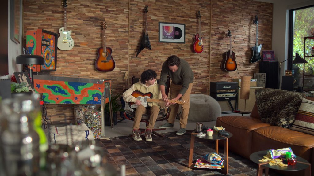 Nike Shoes, Xbox Controllers and Marshall in UnPrisoned S02E06 “The Legend of the Rollerblades” (2024) (Image 4)
