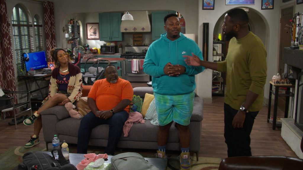 Nike Shoes and Hoodie in The Neighborhood S07E05 “Welcome to Commitment” (2024) (Image 11)