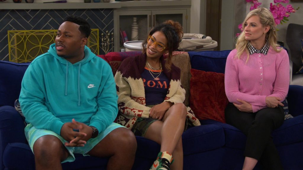 Nike Shoes and Hoodie in The Neighborhood S07E05 “Welcome to Commitment” (2024) (Image 13)