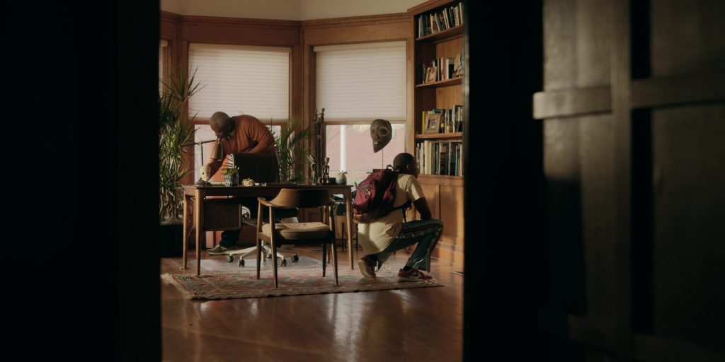 Nike Shoes and Jansport Backpack in The Chi S06E12 “City of Gold” (2024) (Image 1)