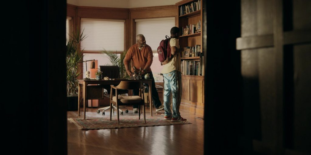 Nike Shoes and Jansport Backpack in The Chi S06E12 “City of Gold” (2024) (Image 5)