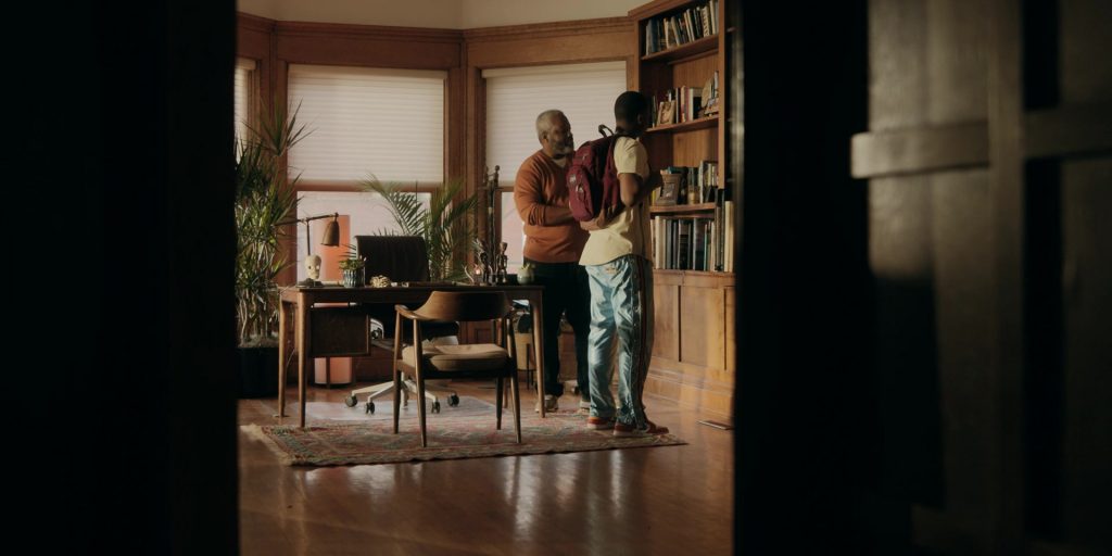 Nike Shoes and Jansport Backpack in The Chi S06E12 “City of Gold” (2024) (Image 7)