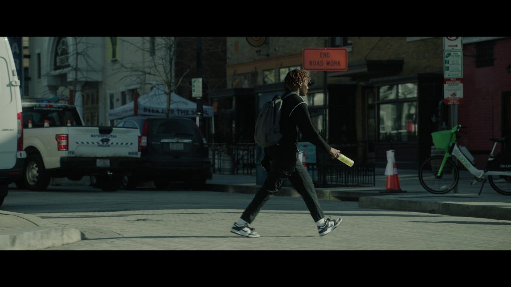 Nike Shoes and Lime Electric Bike in Cross S01E07 “Happy Birthday” (2024) (Image 1)