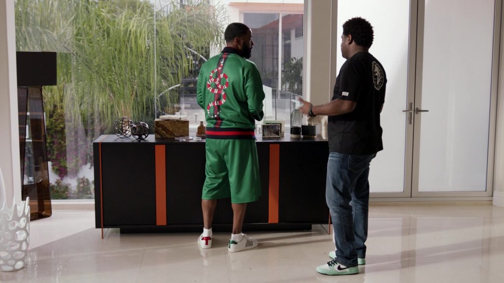Nike Shoes in Ballers - Season 3, Episode 9, “Crackback” (2017) (Image 1)
